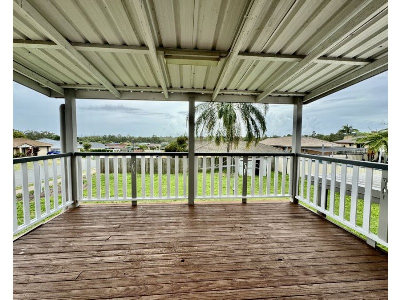 27 Eagle St, Goodna QLD 4300