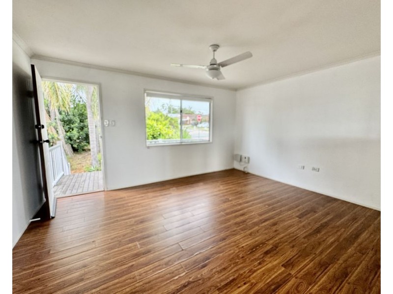 27 Eagle St, Goodna QLD 4300