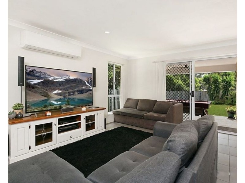 66 Honeywood Dr, Fernvale QLD 4306