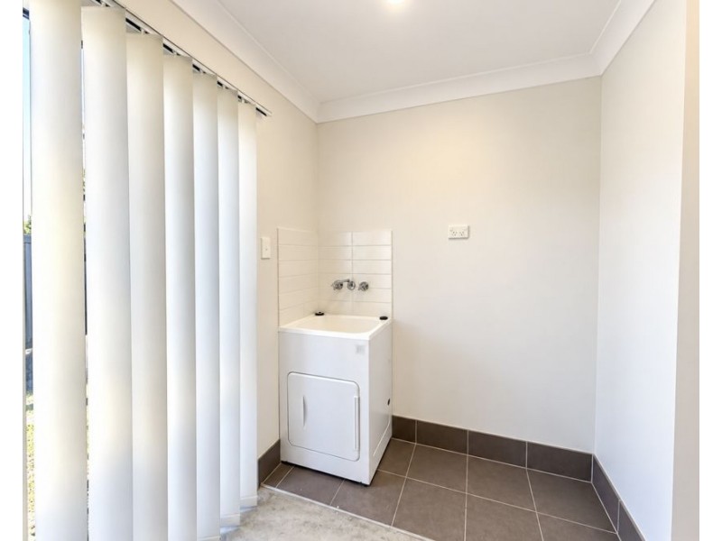66 Honeywood Dr, Fernvale QLD 4306