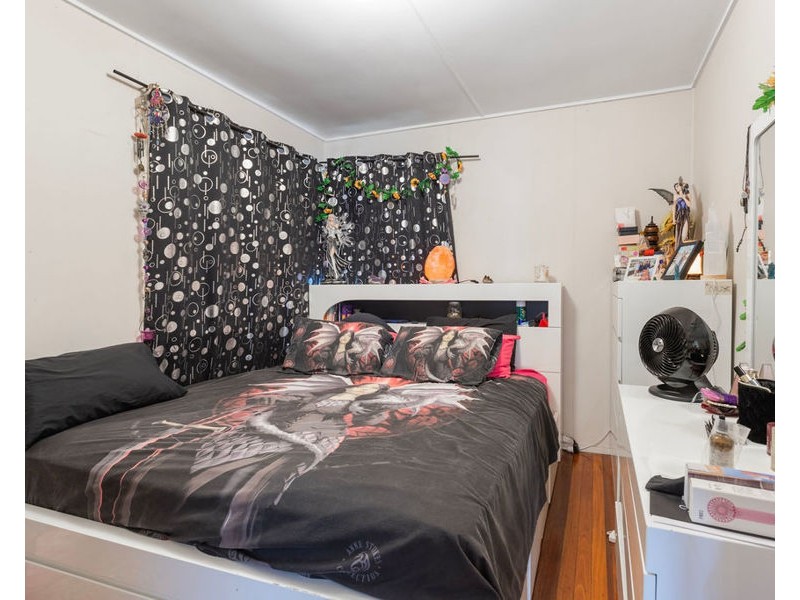 58 Aspinall Street, Leichhardt QLD 4305