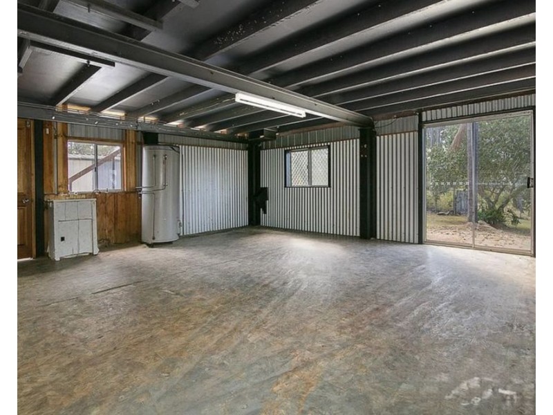 35 Bishop St, Wulkuraka QLD 4305