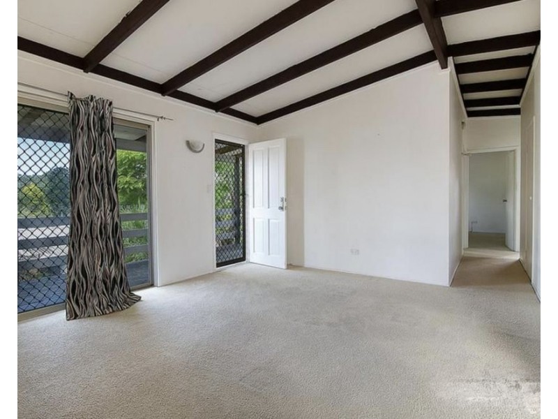 35 Bishop St, Wulkuraka QLD 4305