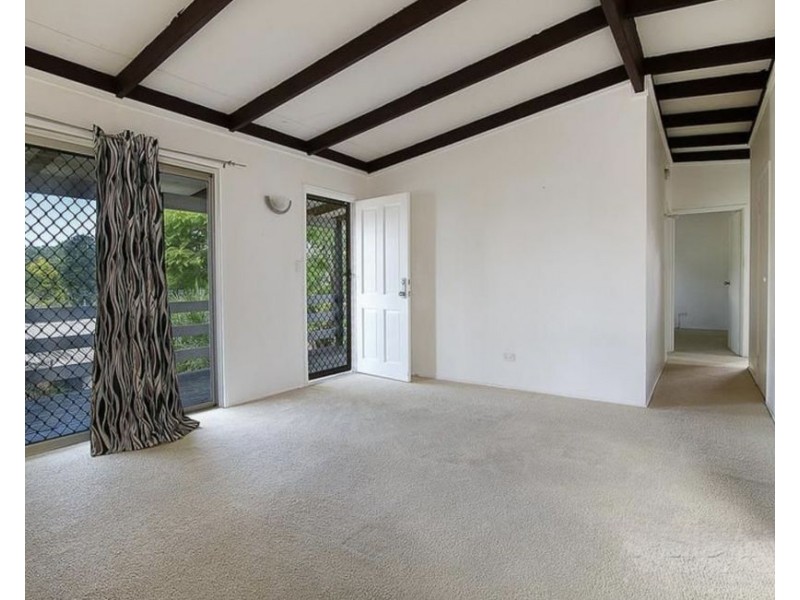 35 Bishop St, Wulkuraka QLD 4305