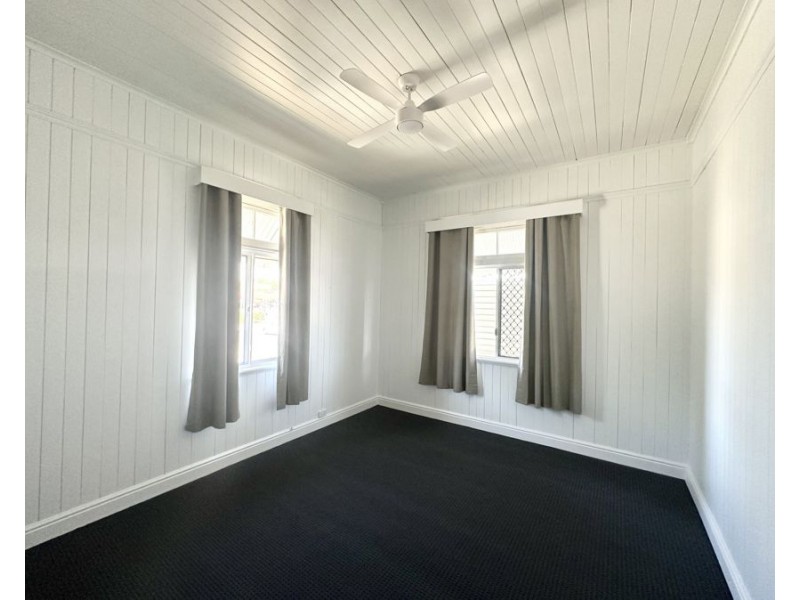 22 Cole Street, Booval QLD 4304