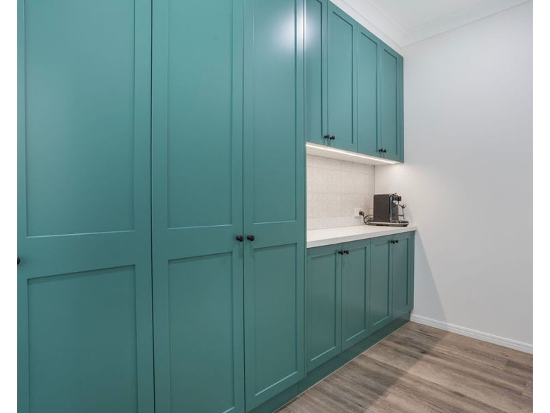 25 Waterhouse Rd, Summerholm QLD 4341