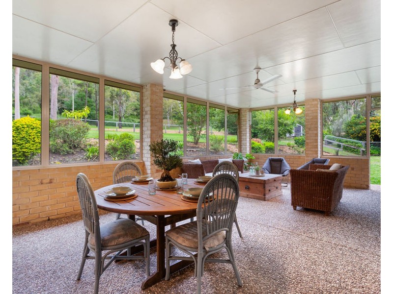 25 Waterhouse Rd, Summerholm QLD 4341