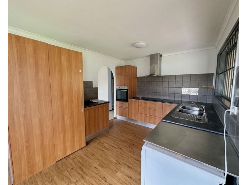 56 Mahogany St, Raceview QLD 4305