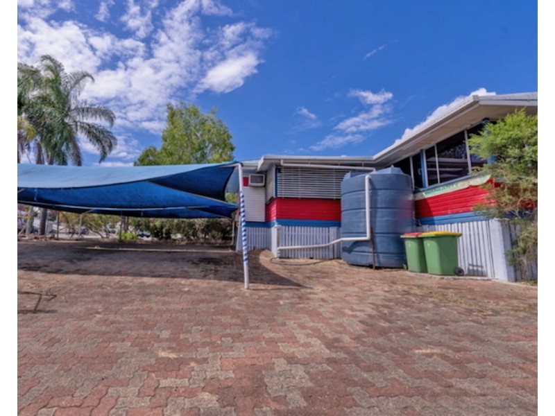 218 Brisbane St, West Ipswich QLD 4305