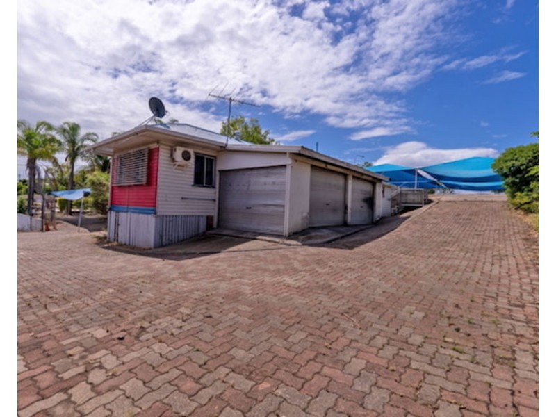 218 Brisbane St, West Ipswich QLD 4305
