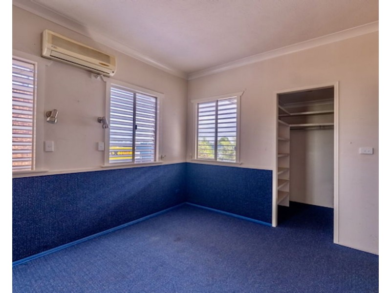 218 Brisbane St, West Ipswich QLD 4305