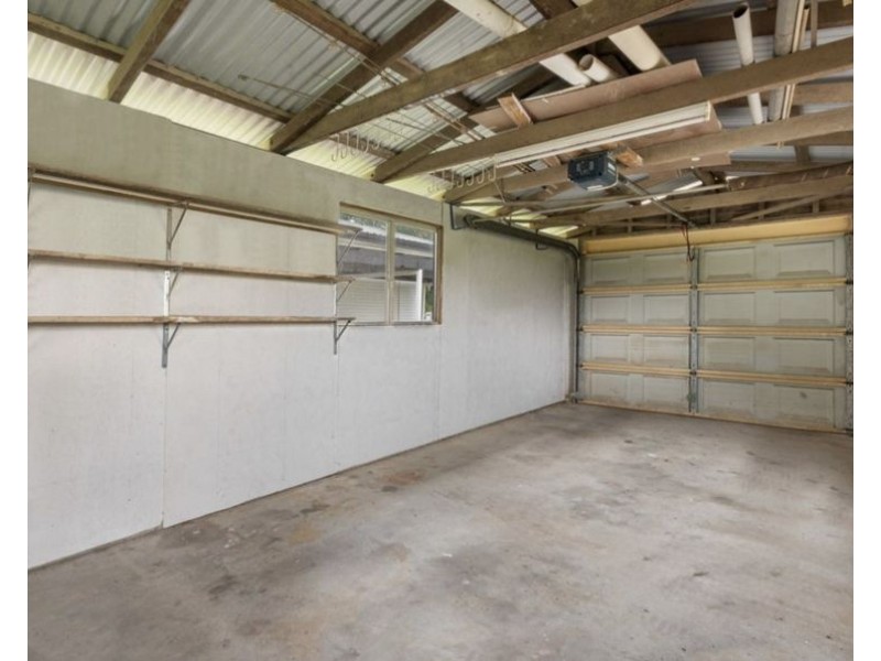 34 Leslie St, East Ipswich QLD 4305