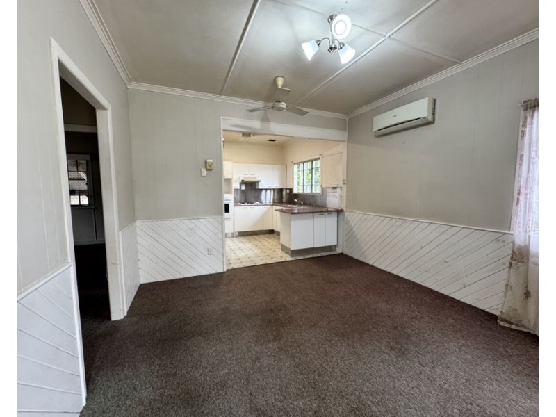 4A Wyndham St, North Ipswich QLD 4305