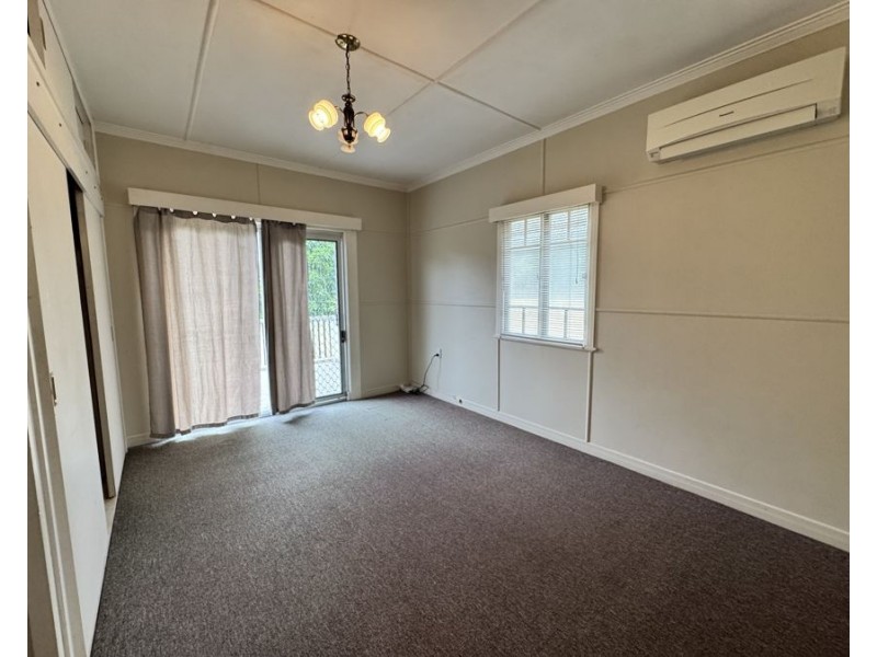 4A Wyndham St, North Ipswich QLD 4305