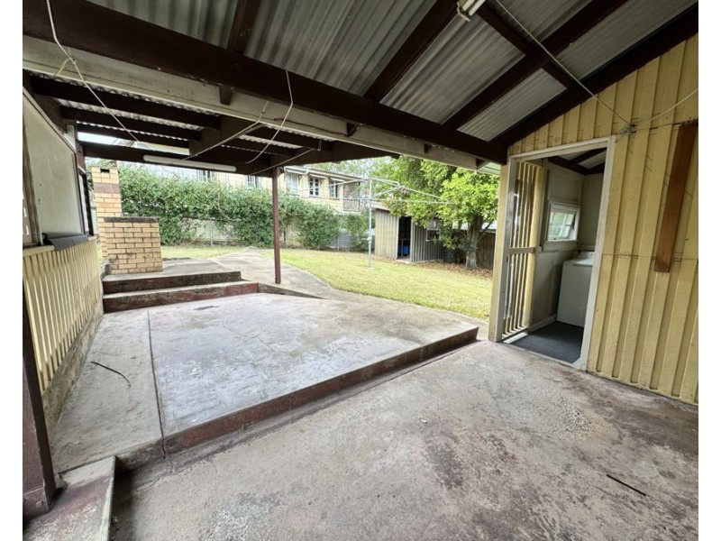 4A Wyndham St, North Ipswich QLD 4305