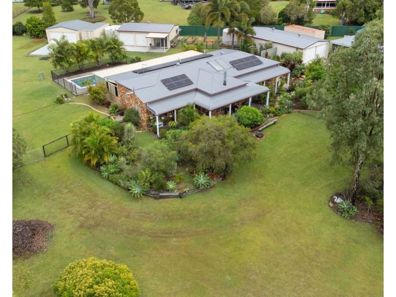 16 Ruby Crescent, Willowbank QLD 4306