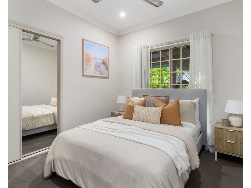 16 Ruby Crescent, Willowbank QLD 4306