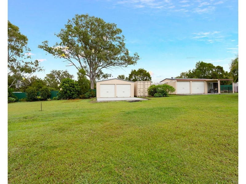 16 Ruby Crescent, Willowbank QLD 4306
