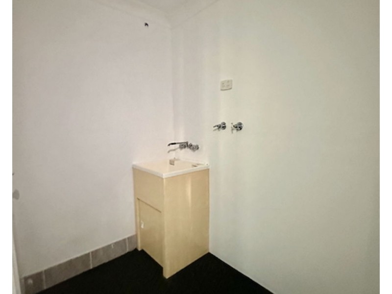 33 Hillside Crs, Seven Hills QLD 4170