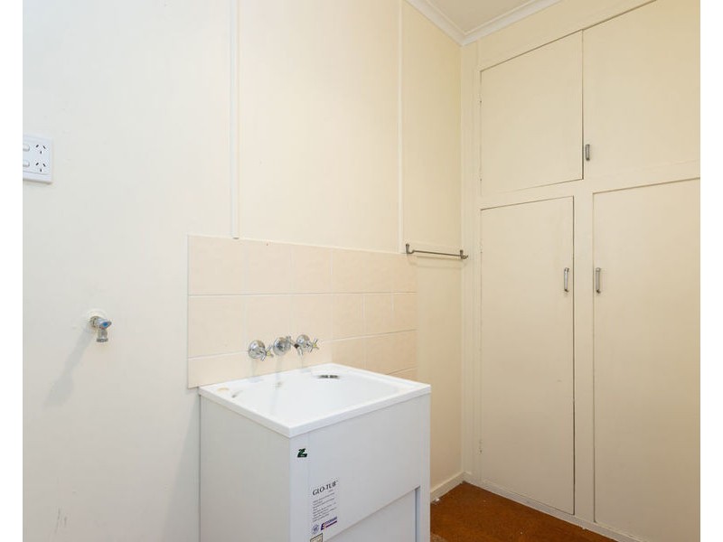 13 Brisbane Road, Newtown QLD 4305