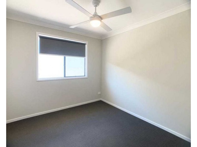 60 Nectar Cct, Redbank Plains QLD 4301