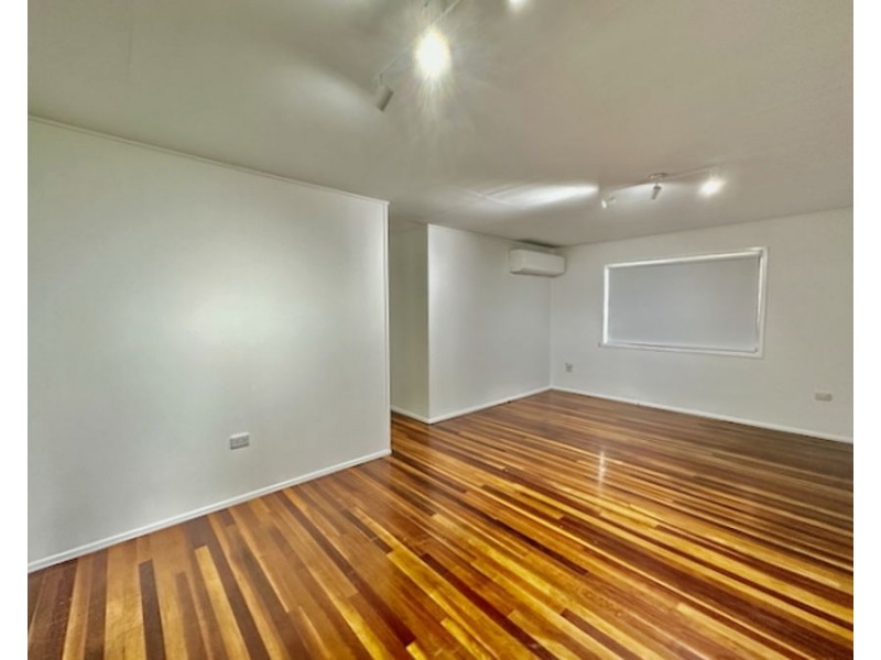 37 Chubb St, One Mile QLD 4305