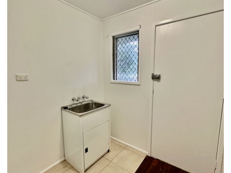37 Chubb St, One Mile QLD 4305