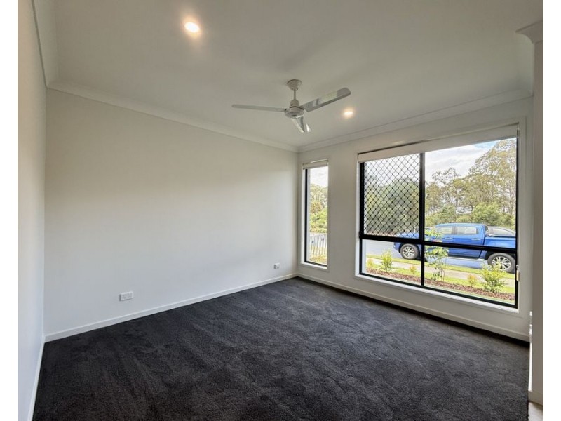 18 Sweetfern Drive, Logan Reserve QLD 4133