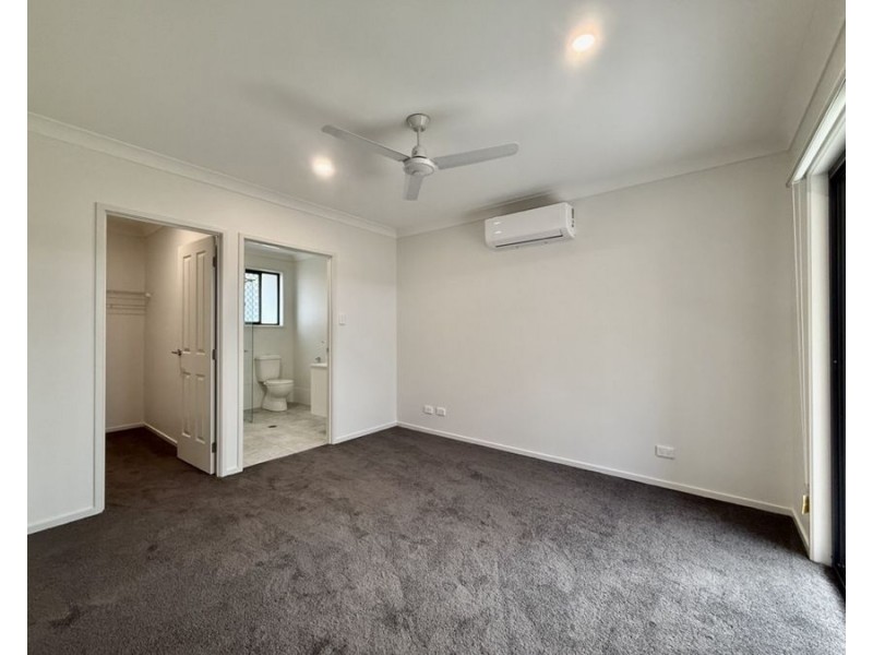 18 Sweetfern Drive, Logan Reserve QLD 4133