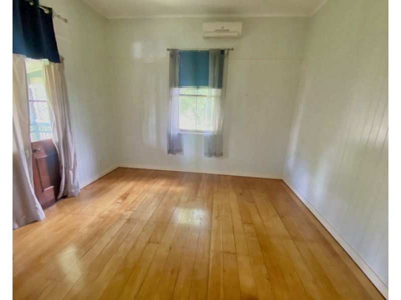 1A Otley Street, East Ipswich QLD 4305