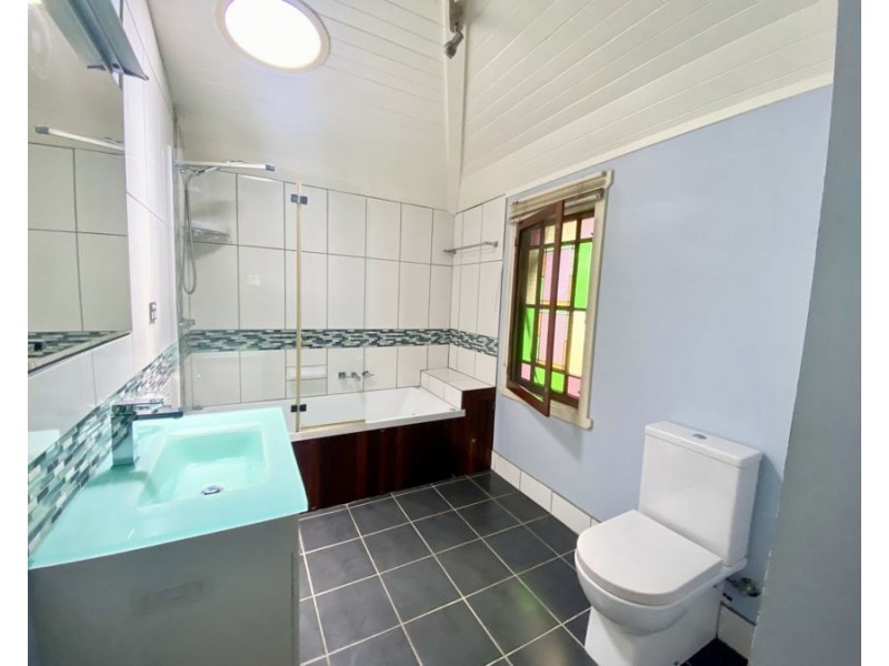1A Otley Street, East Ipswich QLD 4305