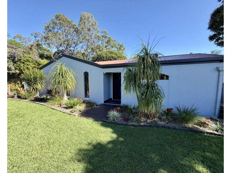 9 Dumfries Cct, Camira QLD 4300