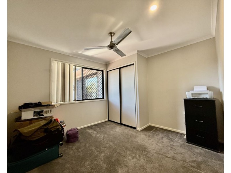 9 Dumfries Cct, Camira QLD 4300
