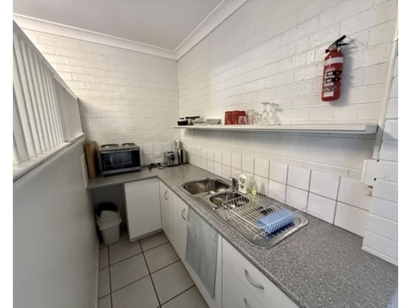 2/22 Ferguson st, North Ipswich QLD 4305