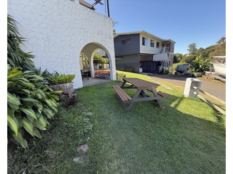 2/22 Ferguson st, North Ipswich QLD 4305