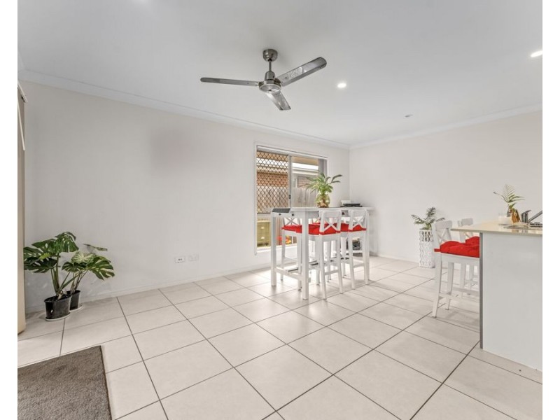 34 Waterfern Way, Ripley QLD 4306