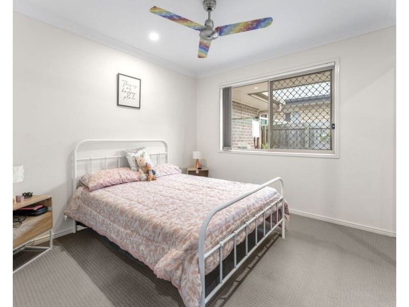 34 Waterfern Way, Ripley QLD 4306