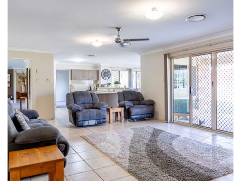 23 Krystyna Ct, Karalee QLD 4306