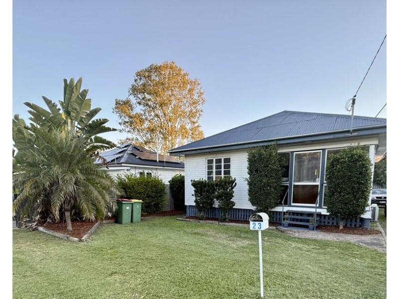 23 Vineyard St, One Mile QLD 4305
