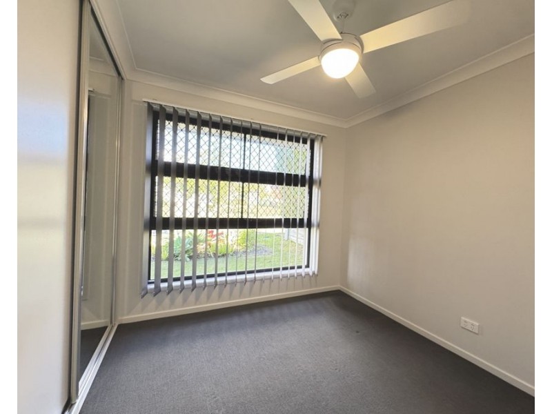 11 Starling St, Deebing Heights QLD 4306