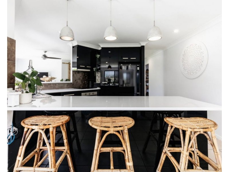 9 Dorsey Chase, Brassall QLD 4305