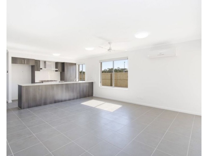 3 Plantation Street, Walloon QLD 4306