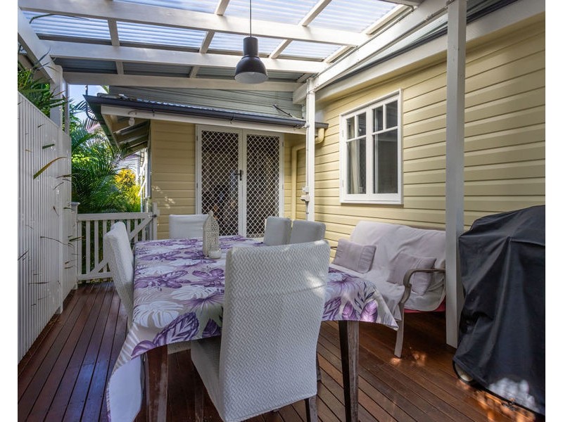 23 Whitehill Road, Newtown QLD 4305