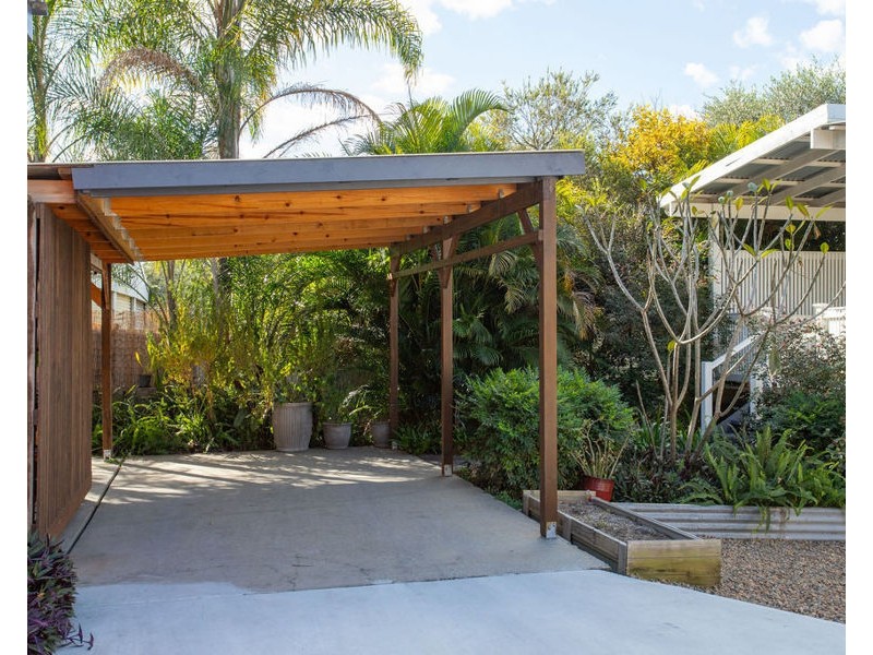 23 Whitehill Road, Newtown QLD 4305