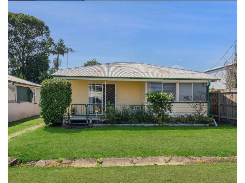 24 Flint Street, North Ipswich QLD 4305