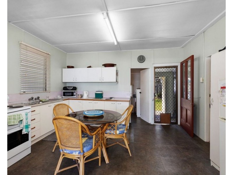 24 Flint Street, North Ipswich QLD 4305