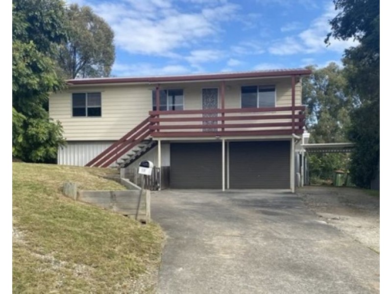 24 Auburn St, Edens Landing QLD 4207