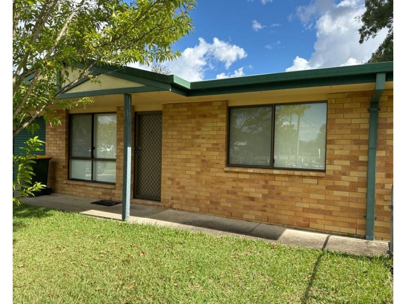 2/12 Hazelnut Dr, Caboolture South QLD 4510