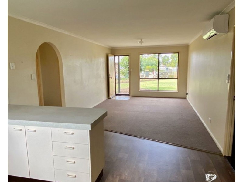 2/12 Hazelnut Dr, Caboolture South QLD 4510