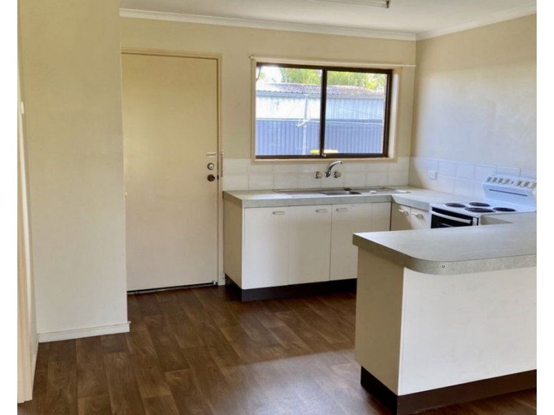 2/12 Hazelnut Dr, Caboolture South QLD 4510